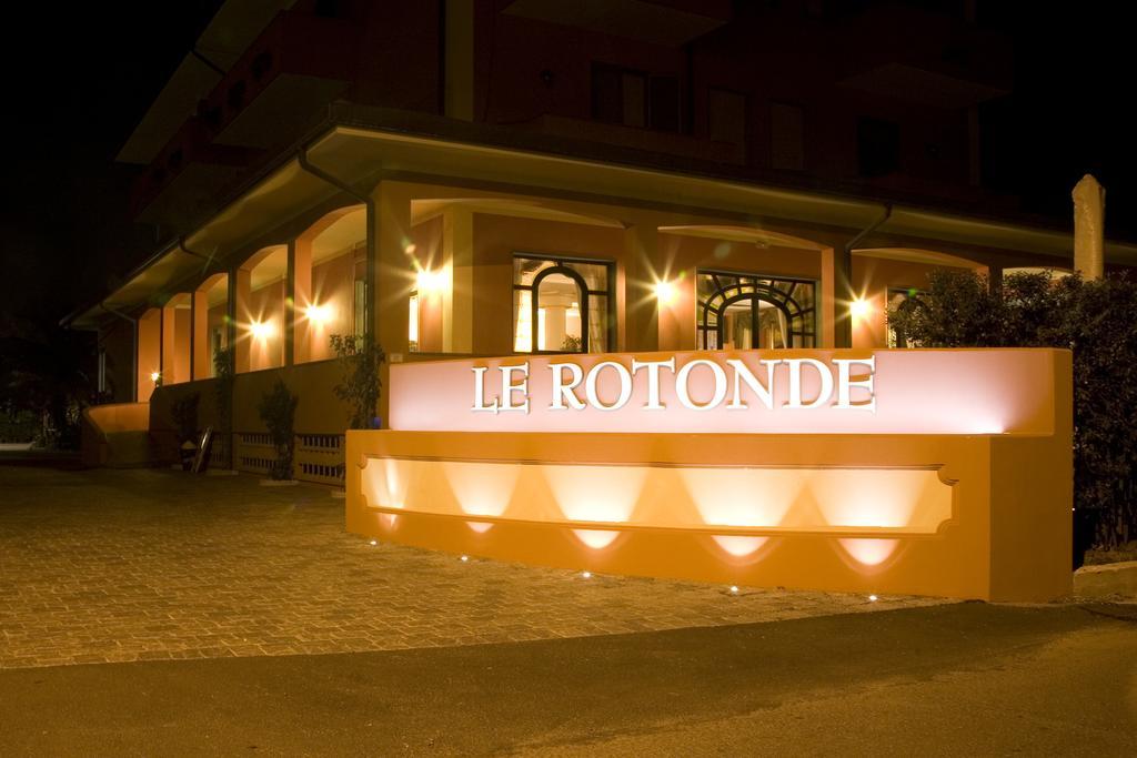 Hotel Le Rotonde Massaciuccoli Eksteriør bilde
