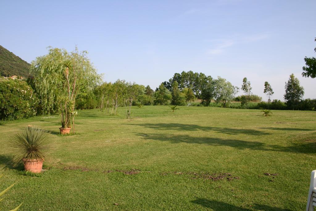 Hotel Le Rotonde Massaciuccoli Eksteriør bilde